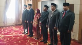 Sekda Alpian Lantik Enam Pejabat Eselon III dan IV
