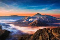 Ilustrasi. Rekomendasi Gunung Ramah Pemula untuk Pendakian Sendirian: Mulai Petualangan Pertamamu di Alam Bebas. (anekatempatwisata.com. Foto: anekatempatwisata.com)