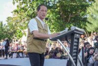 Menteri Lingkungan Hidup Hanif Faisol Nurofiq saat berkunjung ke kawasan Bali. (Foto: Humas KLH)