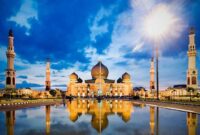 Masjid Raya An-Nur Pekanbaru (Foto: Shutterstock)