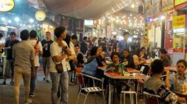 7 Street Food Bandung Paling Legendaris dan Kekinian yang Wajib Dicoba Malam Hari. (Foto: Gmaps/Dewi Purwanti)