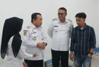 Walikota Sungai Penuh Mendampingi  Gubernur Jambi Tinjau Dapur SPPG dan SMPN 8. (Foto: Humas)