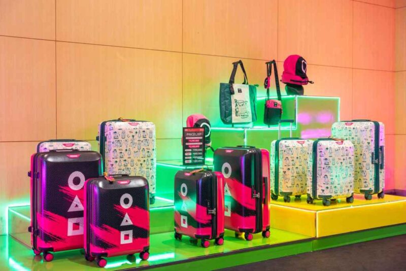 Koleksi eksklusif American Tourister x Squid Game. (Foto: Google)