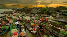 Ilustrasi. Liburan Seru ke Kalimantan Selatan! Ini 7 Destinasi Hits dan Viral yang Bikin Kamu Nggak Mau Pulang. (Foto: senangrekreasi.com)