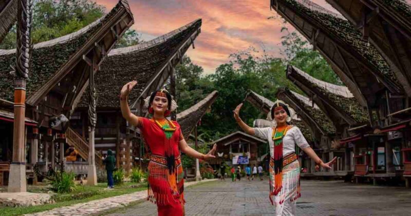 Menjelajah Toraja: Wisata Alam & Budaya yang Bikin Kamu Pengen Balik Lagi!. (Foto: Google)