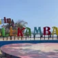 Pantai Balekambang, Tanah Lot Jawa Timur yang Selalu Hidup. (Foto: tiketmasuk)