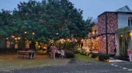 Bruno Cafe in The Park: Tempat Nongkrong Adem di Tengah Taman Jakarta. (Foto: beritajelajah.com