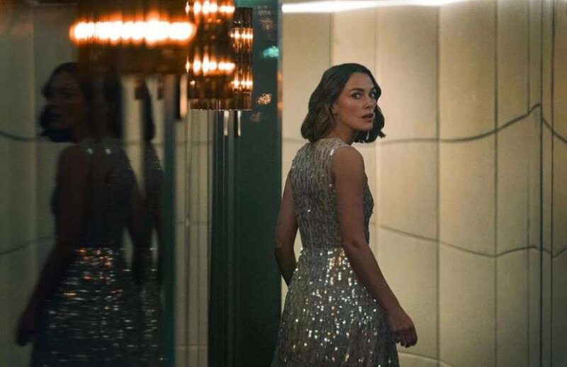 Keira Knightley dalam adegan The Women in Cabin 10 (Foto: IMDb)