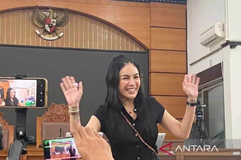 Nikita Mirzani Divonis 4 Tahun Penjara, Terbukti Lakukan Pemerasan (Foto: ANTARA/Luthfia Miranda Putri/pri)