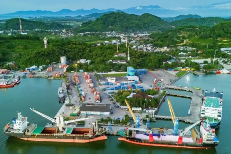 Seluruh layanan kepelabuhanan di Pelabuhan Lembar mendukung kelancaran ajang MotoGP Mandalika 2025 yang akan digelar pada 3-5 Oktober 2025 di Lombok, NTB (Foto: PT Pelabuhan Indonesia)