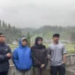 Sejumlah pendaki yang sempat terjebak di Ranu Kumbolo saat Erupsi Semeru. Foto: Dok. Istimewa