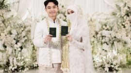 Content creator Fiki Naki menikah Tinandtose pada Senin (24/11/2025). Foto : Tangkapan Layar Instagram Fiki Naki