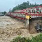 Jembatan di Jalan Nasional Tapanuli Utara Sumut Ambruk Akibat Banjir-Longsor. (Foto : Humas BNPB) 