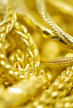 Harga Emas Naik Drastis Hari Ini, Simak Detailnya