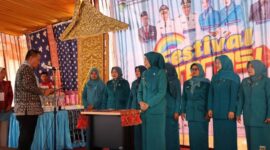 Wako Alfin kukuhkan Bunda Literasi Kota Sungaipenuh dan Bunda Literasi se-Kecamatan Kota Sungaipenuh tahun 2025, Foto (Diskominfo) 