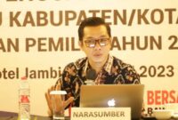 Herri Novealdi, mantan jurnalis dan kini menjadi dosen di UIN Sulthan Thaha Saifuddin Jambi dan Ahli Pers Dewan Pers.