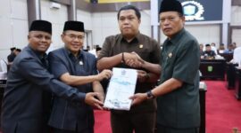 Wawako Azhar Hamzah sampaikan Pengantar Raperdar APBD Tahun Anggaran 2026. Foto : Diskominfo Sungaipenuh