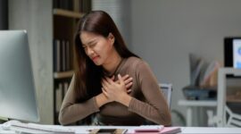 Ilustrasi Kebiasaan Sehat yang Ternyata Berbahaya Merusak Jantung/Foto: Getty Images/Phimwilai Kitsuriya