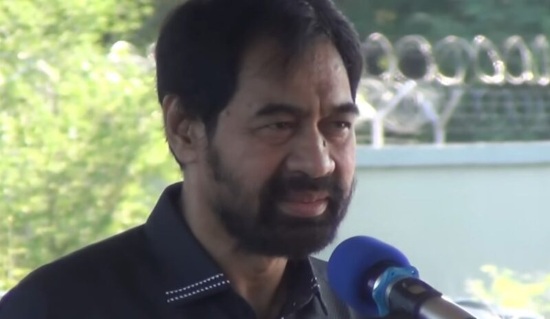 - Gubernur Aceh Muzakkir Manaf