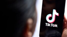 Ilustrasi Aplikasi Tiktok