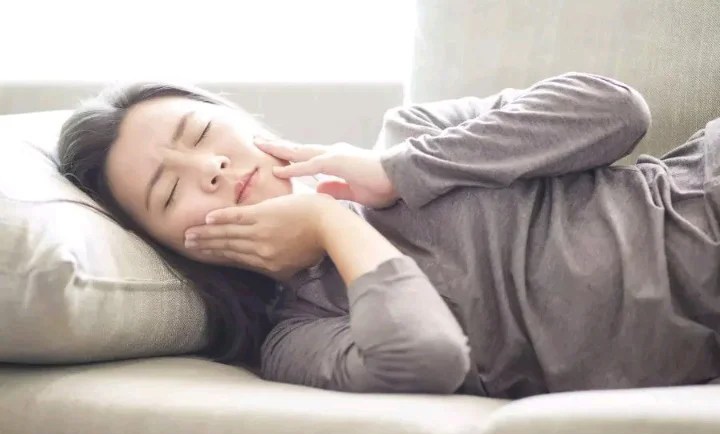 Ilustrasi Bangun Tidur