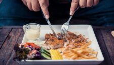 Foto : Ilustrasi Makanan Pemicu Ginjal