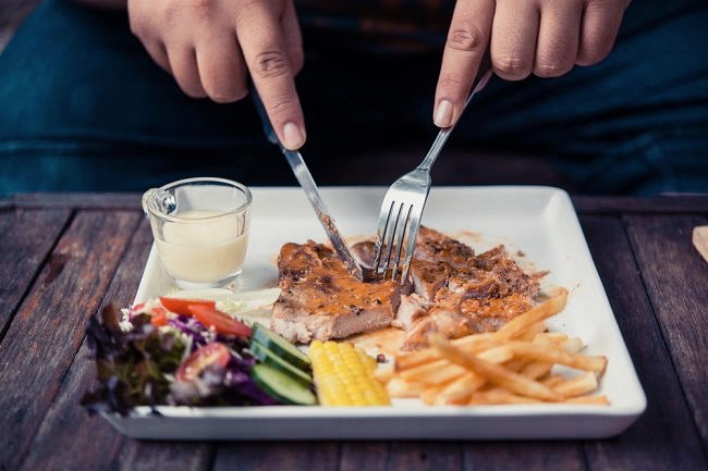 Foto : Ilustrasi Makanan Pemicu Ginjal