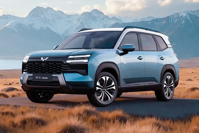 Wuling Xingguang 560 resmi meluncur dengan varian bensin, PHEV, dan EV, menawarkan fitur lengkap dan harga mulai Rp 140 jutaan.