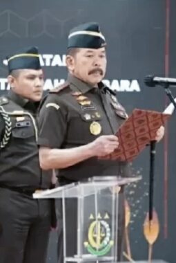 Mutasi 31 Kajari, Jaksa Agung Copot Tiga Pejabat Usai Pemeriksaan Internal