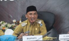 Bupati Sarolangun Hurmin Sentil Kepala OPD yang Enggan Hadapi Tekanan Anggaran