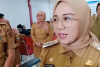 Bupati Mamuju, Sutinah Suhardi. 