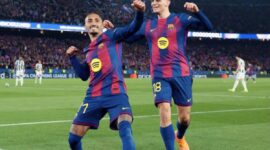 Penyerang Barcelona Raphinha (kiri) merayakan keberhasilannya mencetak gol ke gawang Newcastle pada pertandingan leg kedua babak 16 besar Liga Champions di Stadion Camp Nou, Barcelona, Rabu (18/3/2026) waktu setempat. (Antara/uefa.com)