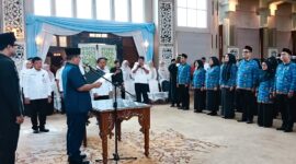 Wako Maulana Lantik 43 PNS Baru. 