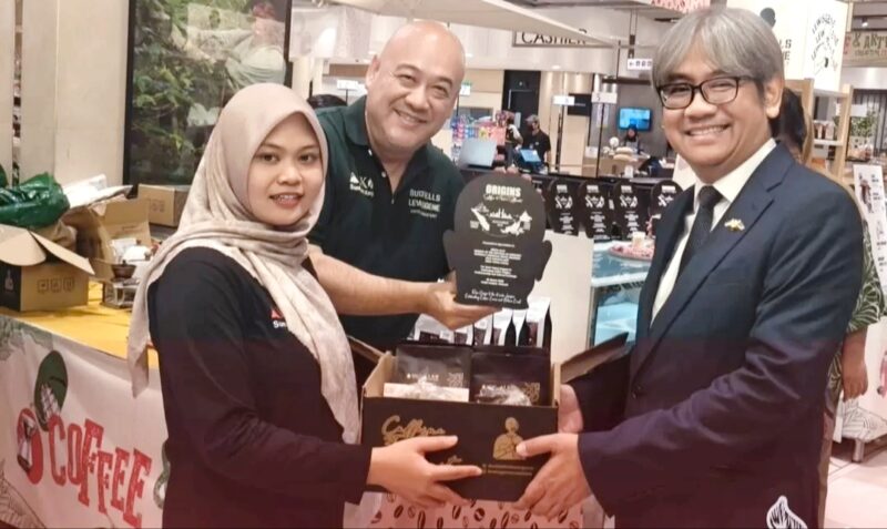 Kopi Alko Kerinci Jambi resmi masuk ke pasar Malaysia. (Instagram/alkosumatrakopi)